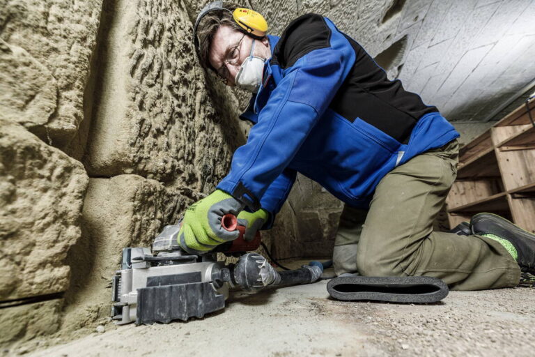 Electrophysical basement waterproofing from the inside